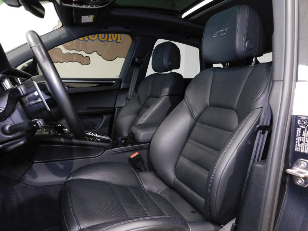 Used 2021 Porsche Macan GTS AWD/4WD image 34