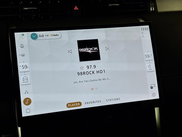 New 2026 Land Rover Discovery Sport Landmark image 15