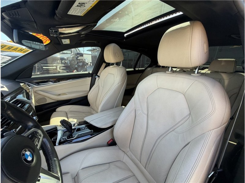 Used 2019 BMW 540i RWD image 19