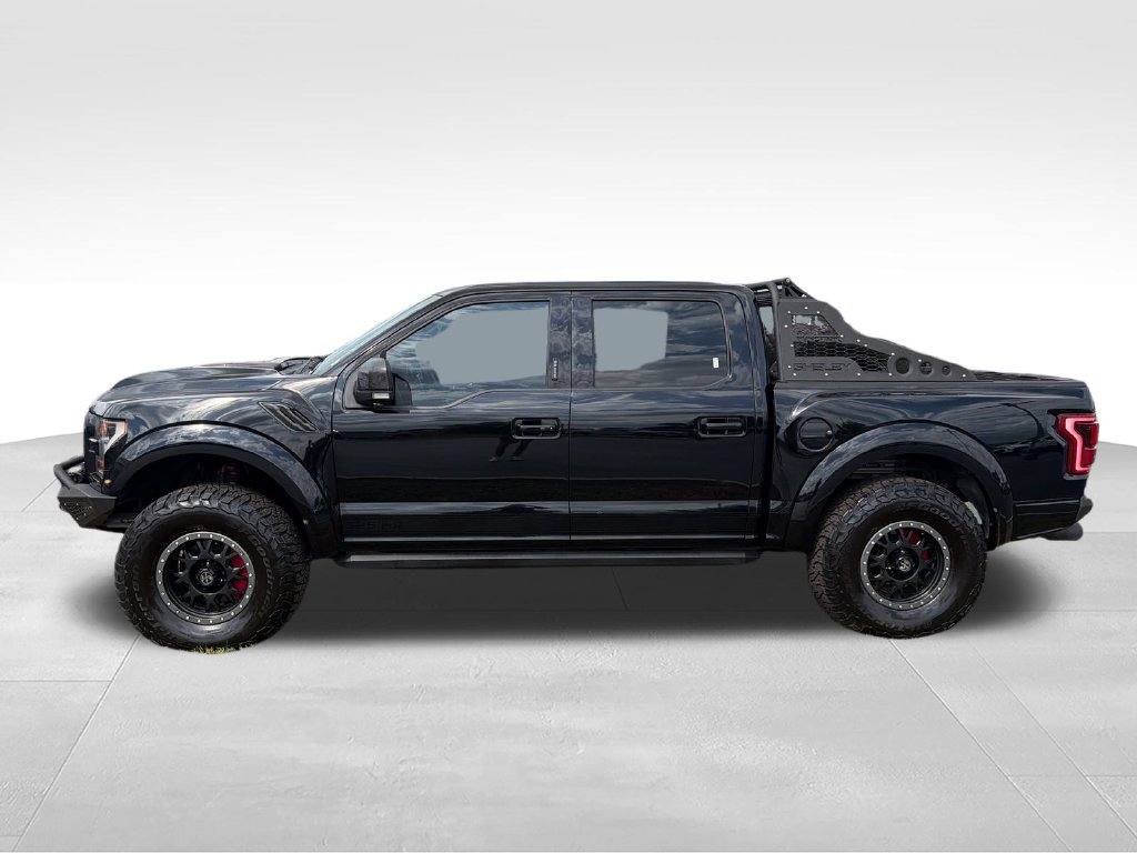 Used 2017 Ford F150 Raptor w/ Equipment Group 802A Luxury AWD/4WD image 2