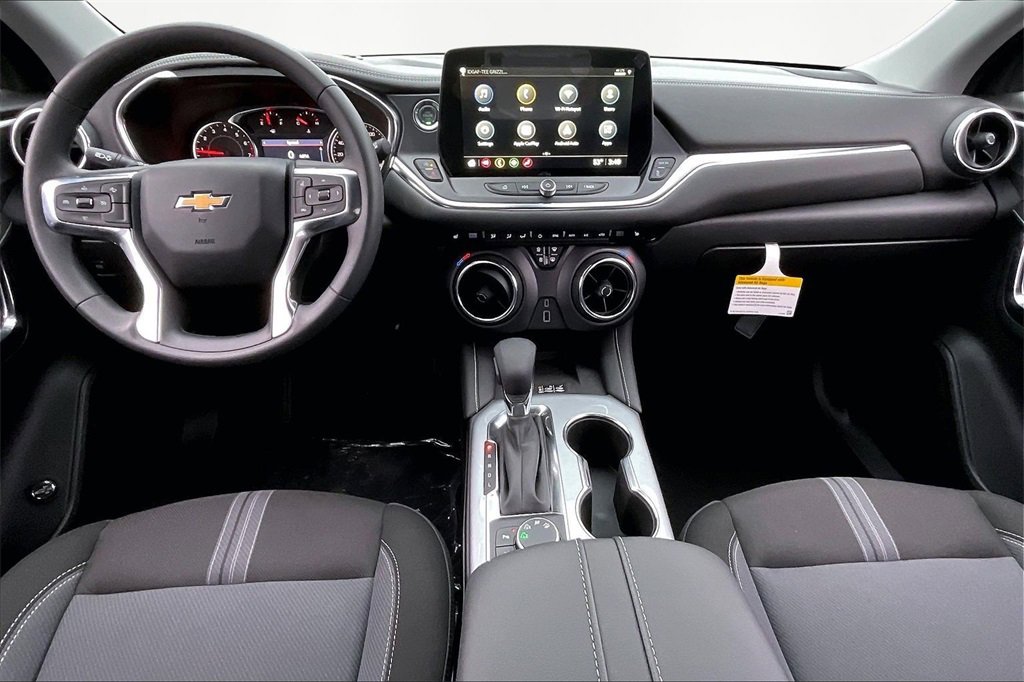 New 2026 Chevrolet Blazer LT w/ LPO, Black Sport Package image 6