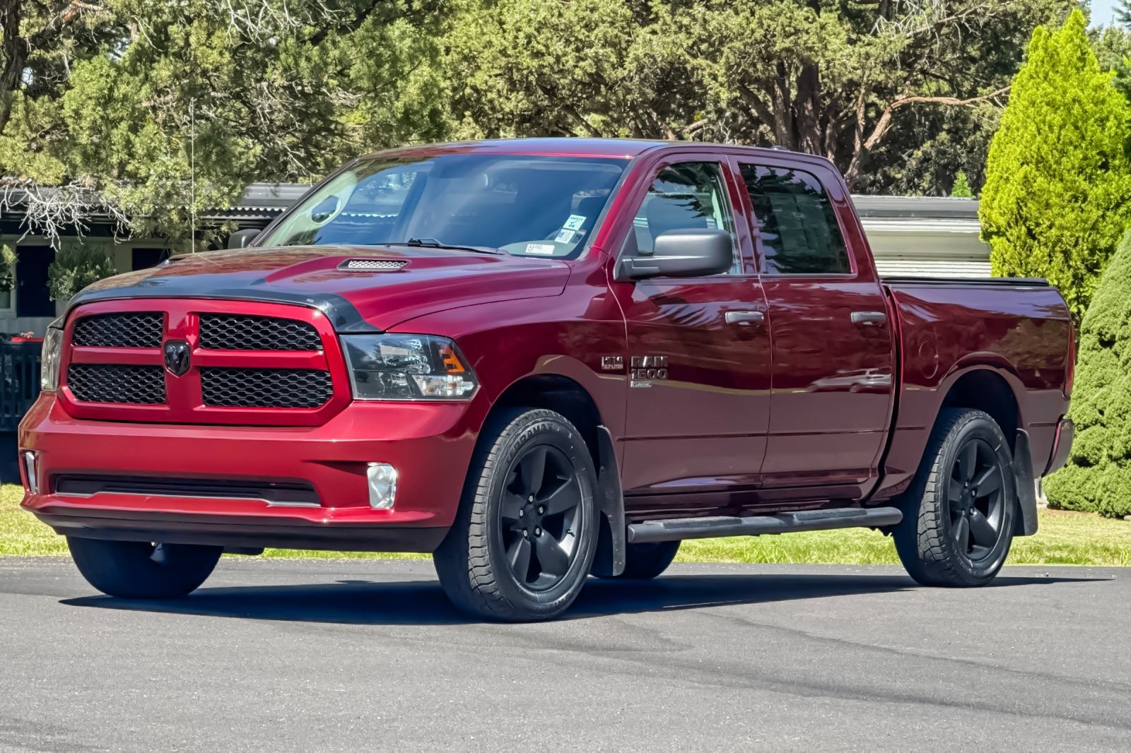 Used 2019 RAM 1500 Express w/ Wheel & Sound Group AWD/4WD image 9