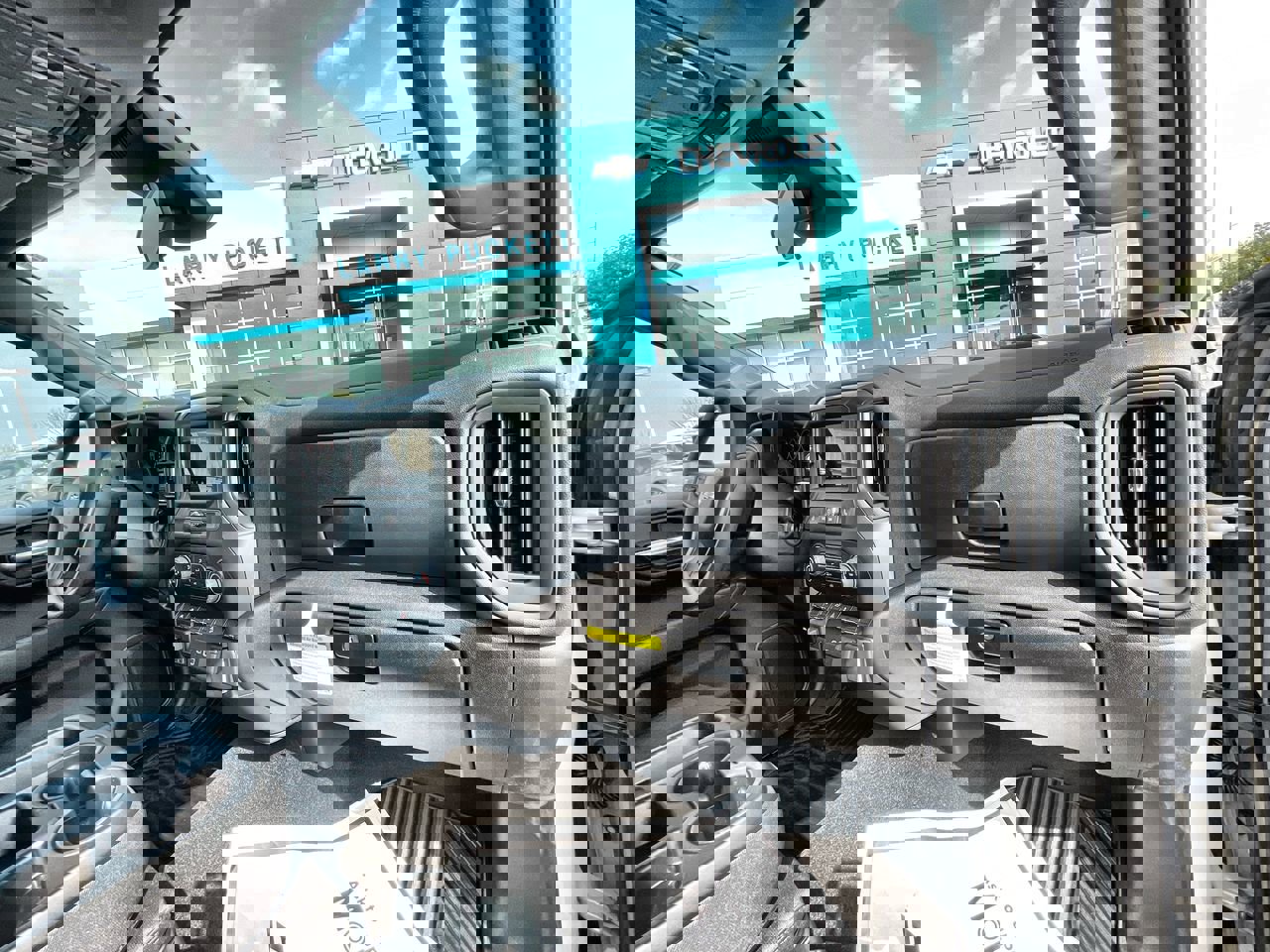 New 2026 Chevrolet Silverado 1500 Custom Trail Boss w/ LPO, Dark Essentials Package image 28