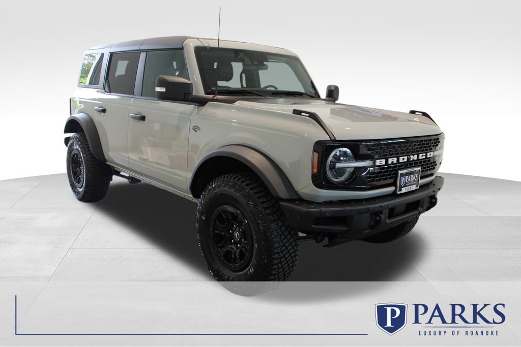 Used 2022 Ford Bronco Wildtrak image 1