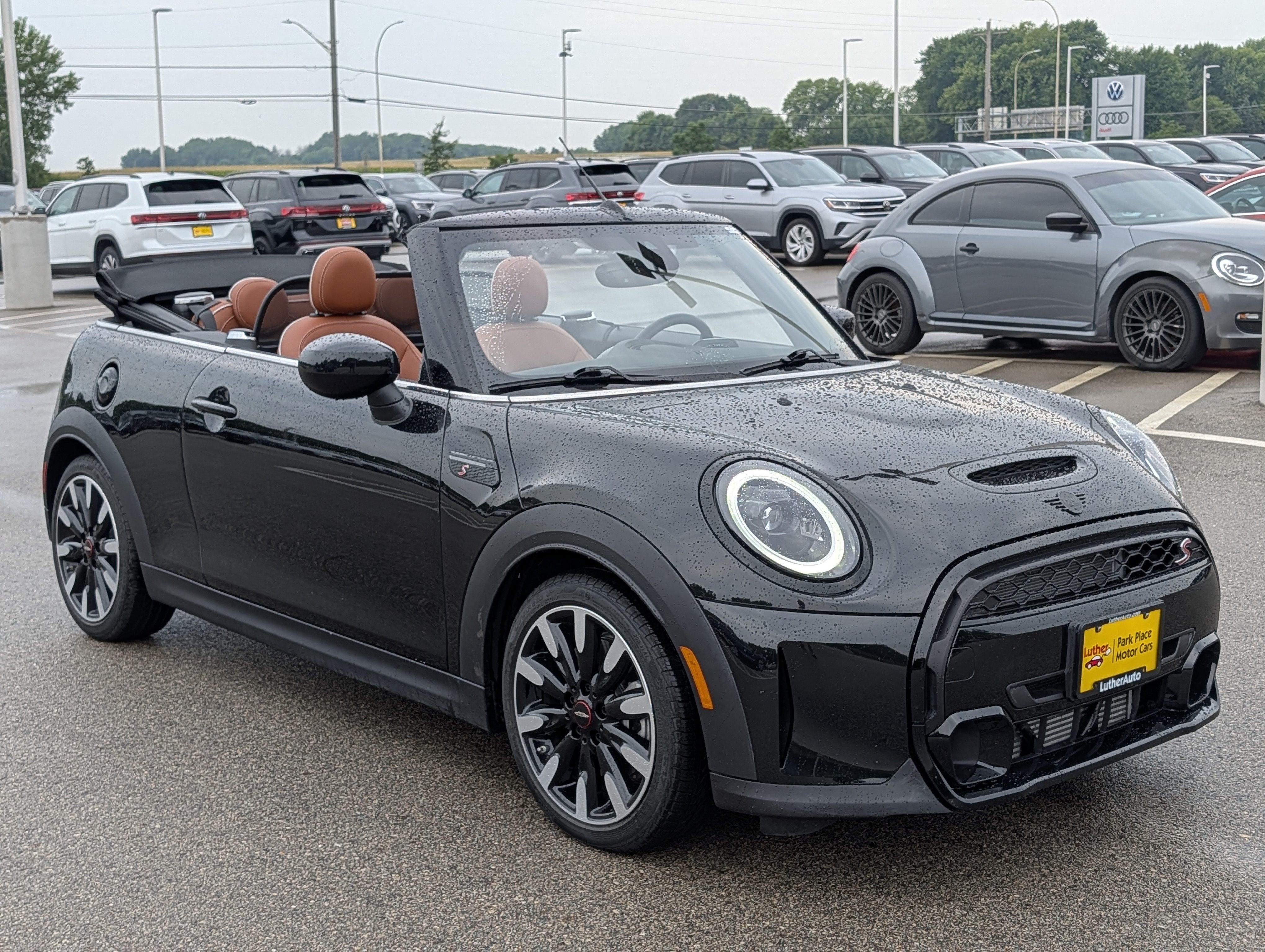 Used 2023 MINI Cooper S w/ Signature Upholstery Package FWD image 18