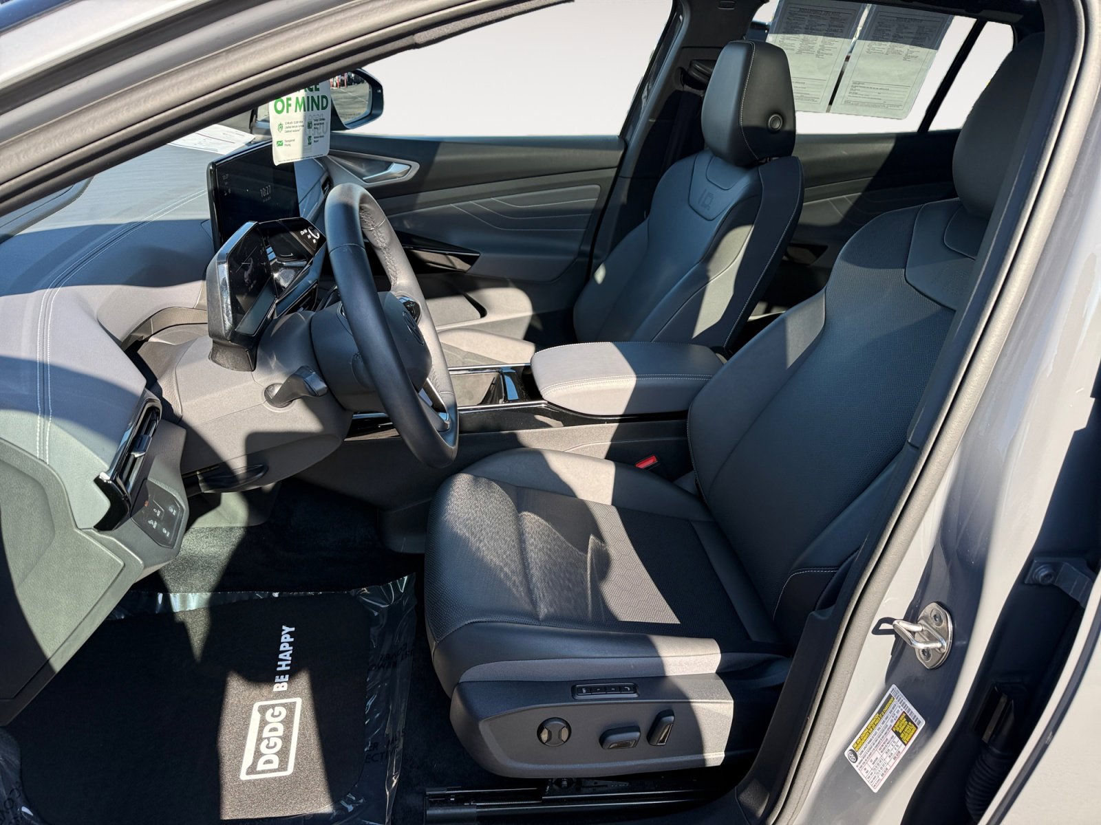 Certified 2023 Volkswagen ID.4 Pro S Plus image 10