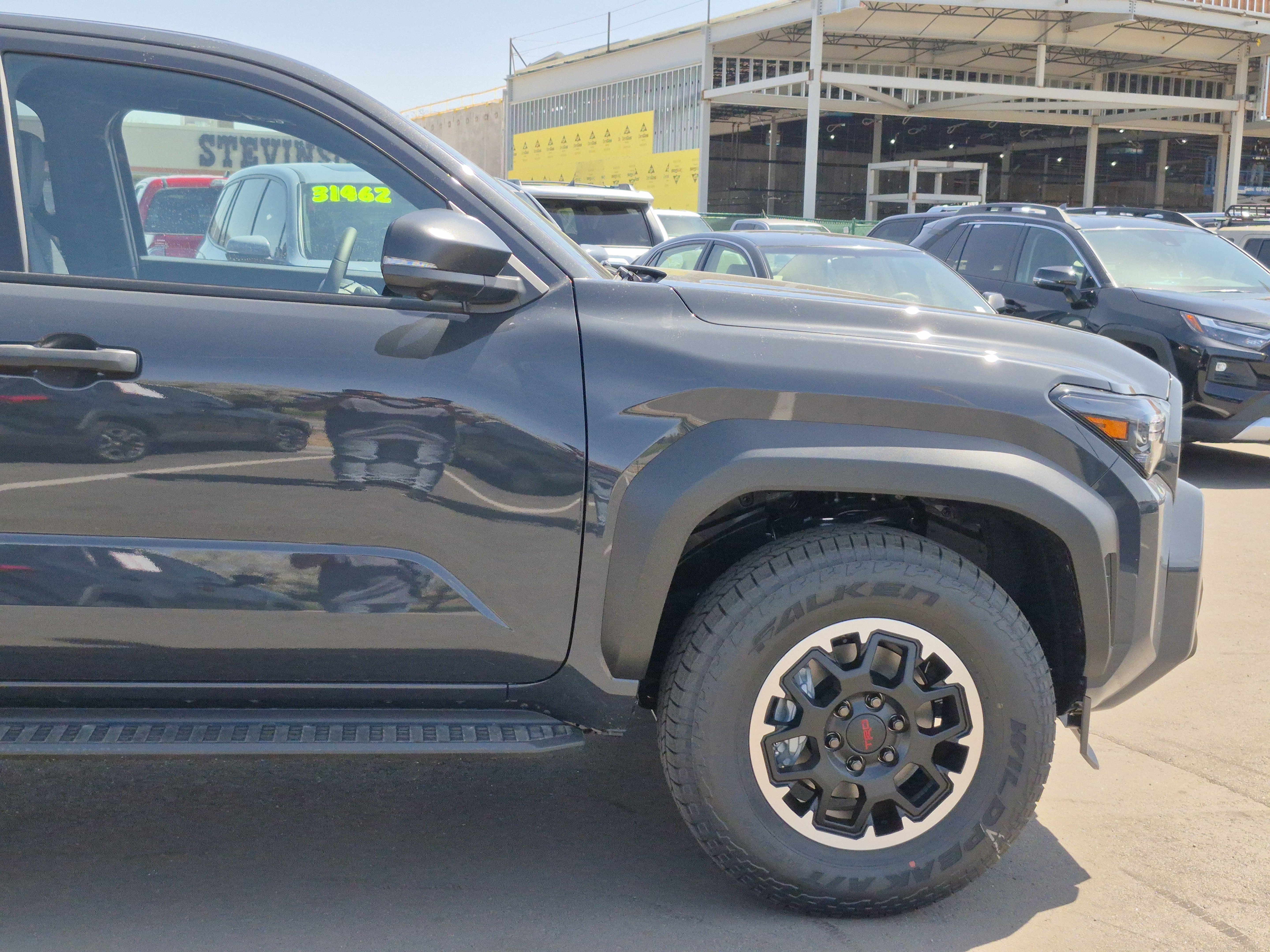New 2026 Toyota 4Runner SR5 AWD/4WD image 8