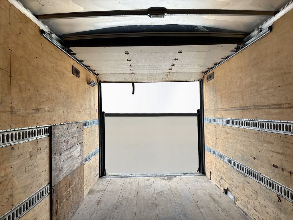 Used 2019 Isuzu NQR RWD image 16