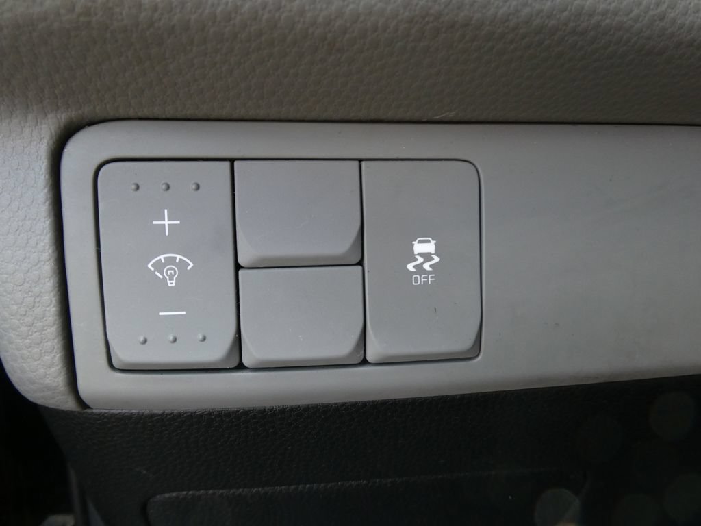 Used 2016 Kia Soul FWD image 25