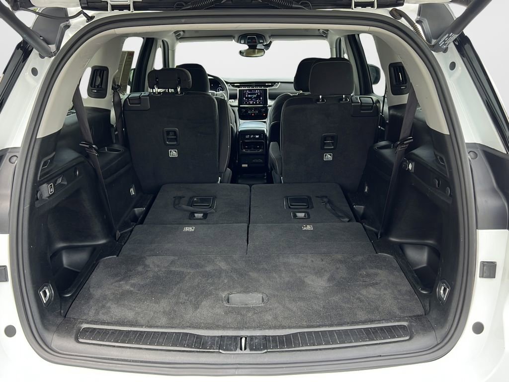 Used 2022 Jeep Grand Cherokee L Laredo w/ Luxury Tech Group I RWD image 9