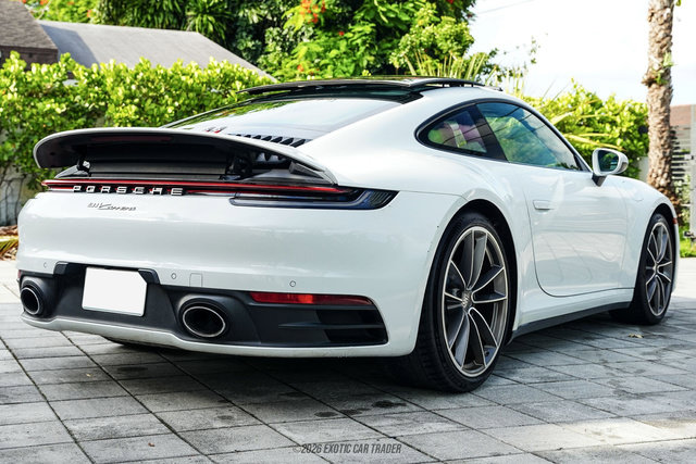 Used 2020 Porsche 911 Carrera RWD image 6