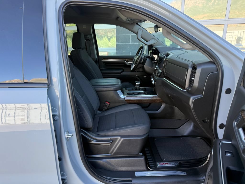 Used 2024 GMC Sierra 1500 Elevation w/ Preferred Package AWD/4WD image 43