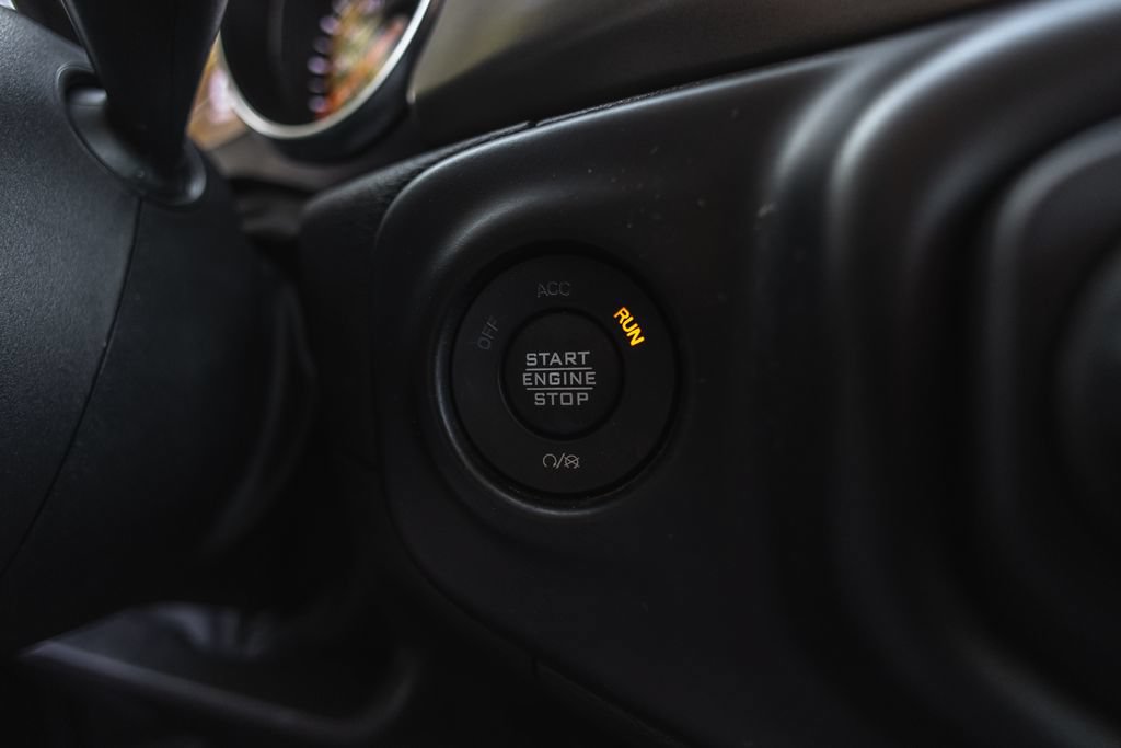Used 2022 Jeep Wrangler Sport AWD/4WD image 16