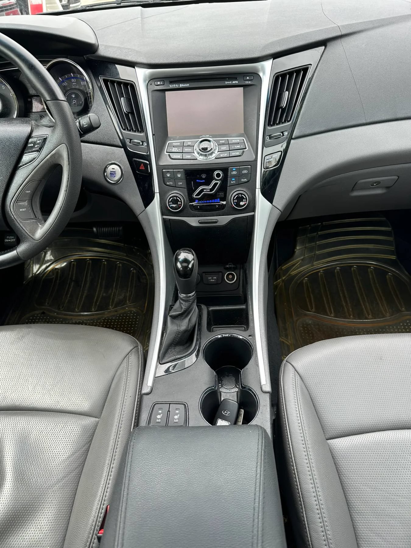 Used 2011 Hyundai Sonata Limited w/ Navigation Pkg 5 FWD image 13