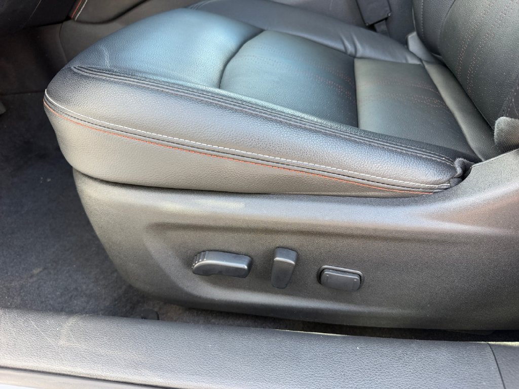 Used 2024 Nissan Altima 2.5 SR w/ SR Premium Package FWD image 17
