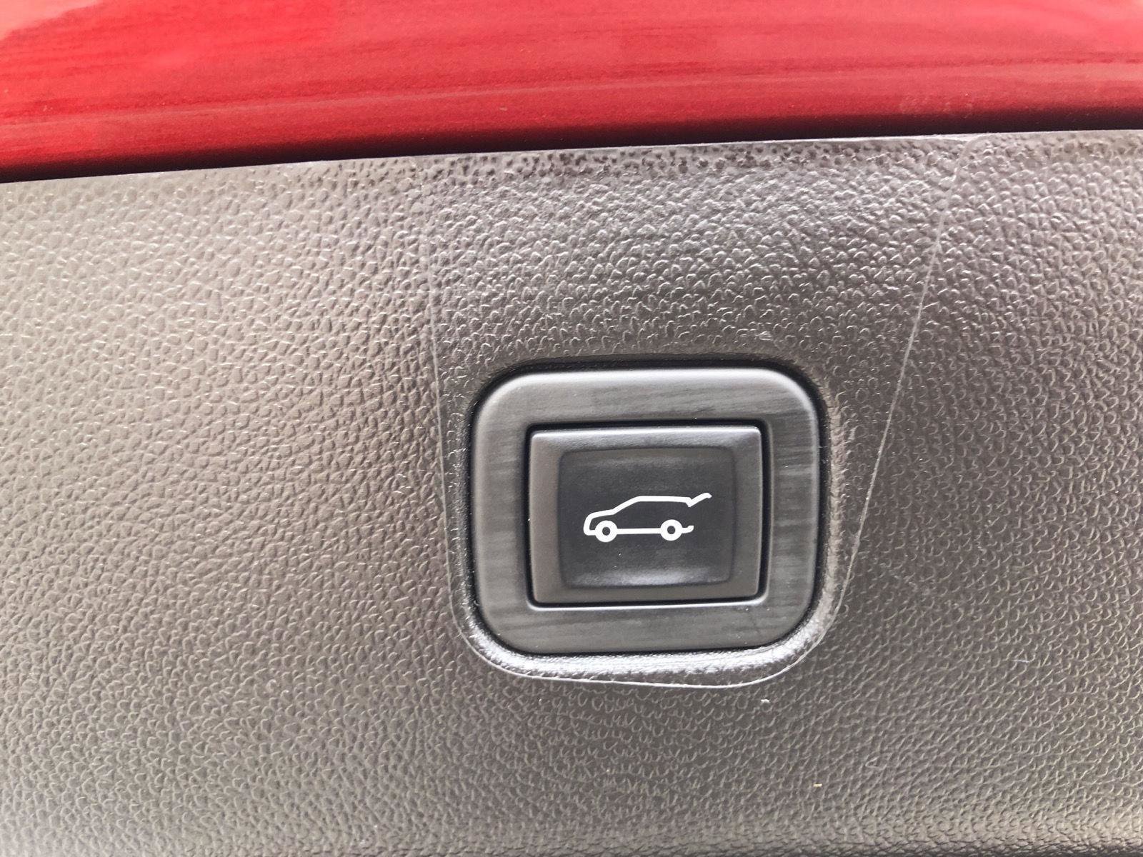 Used 2024 Chevrolet Blazer LT FWD image 4