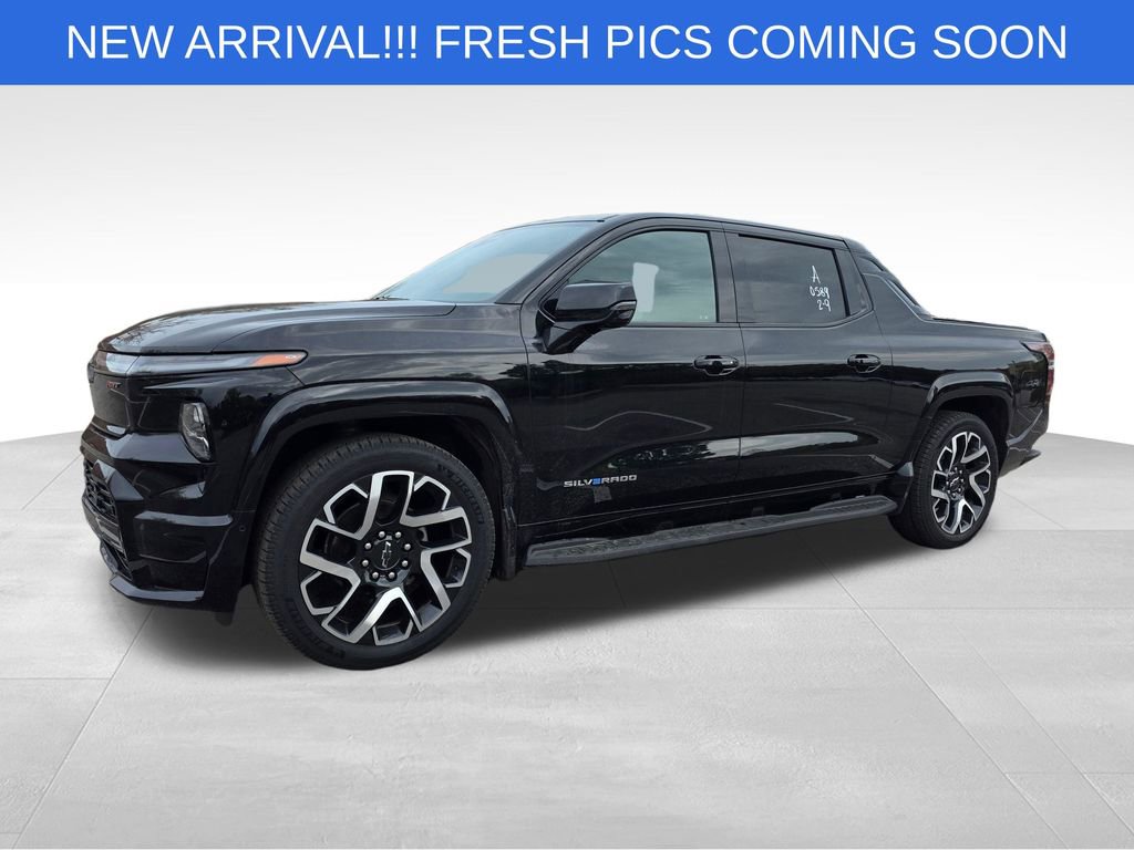 Used 2024 Chevrolet Silverado EV RST image 2