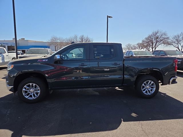 New 2026 Chevrolet Silverado 1500 LT w/ Z71 Off-Road Package AWD/4WD image 2