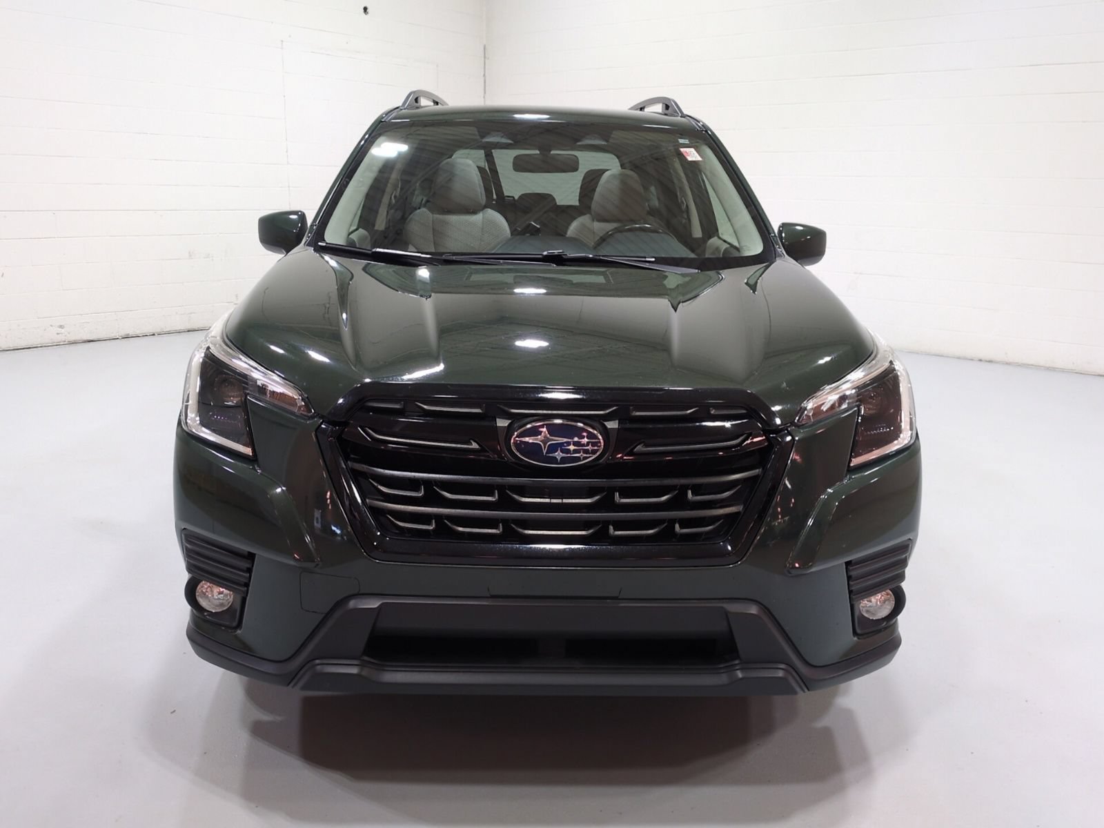 Certified 2022 Subaru Forester Premium AWD/4WD image 8