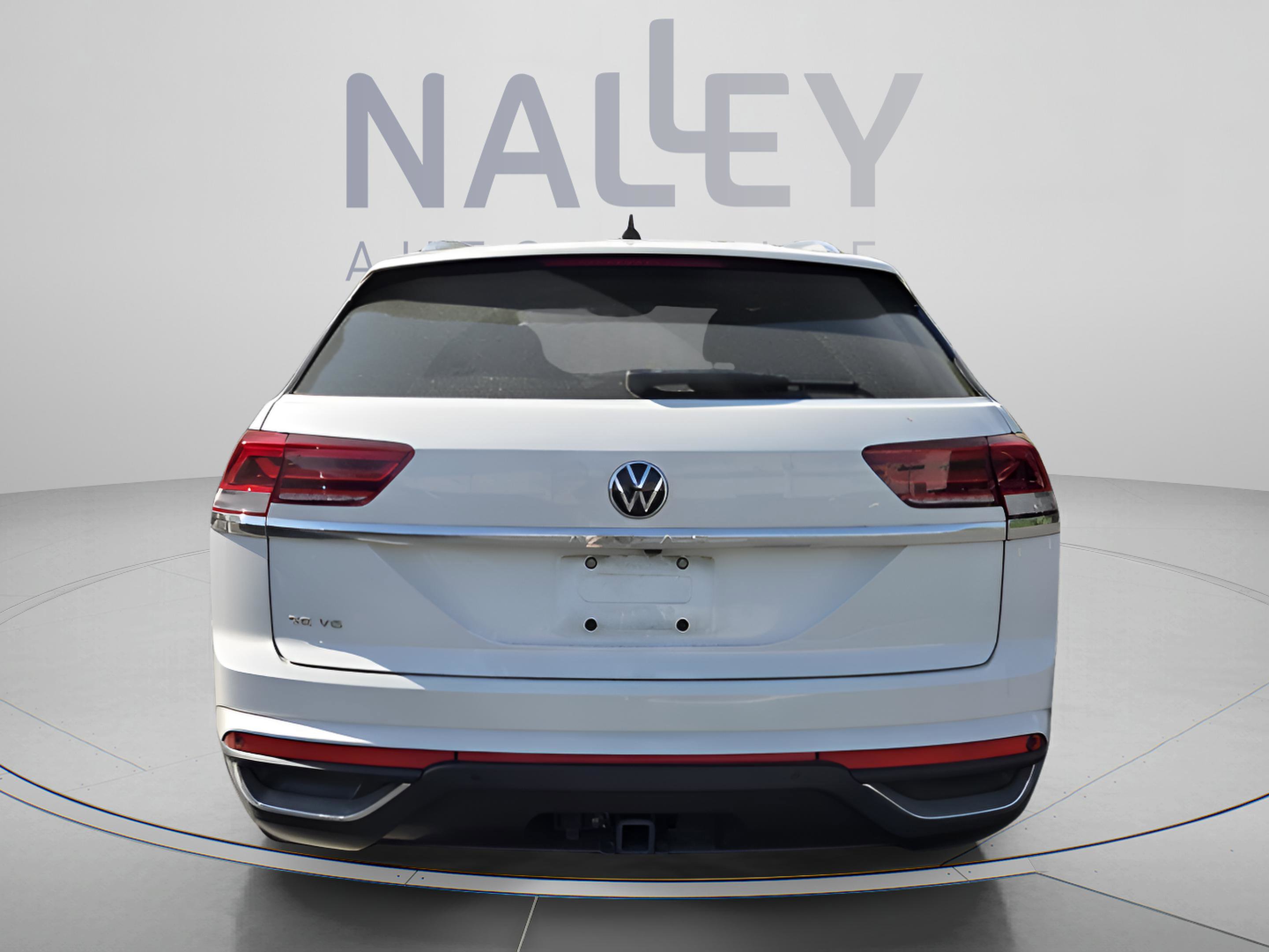 Used 2023 Volkswagen Atlas Cross Sport SE image 4