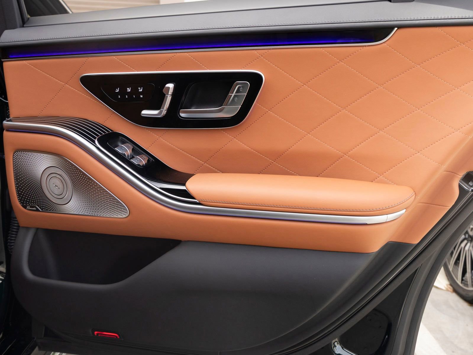 New 2026 Mercedes-Benz S 580e 4MATIC Sedan image 22