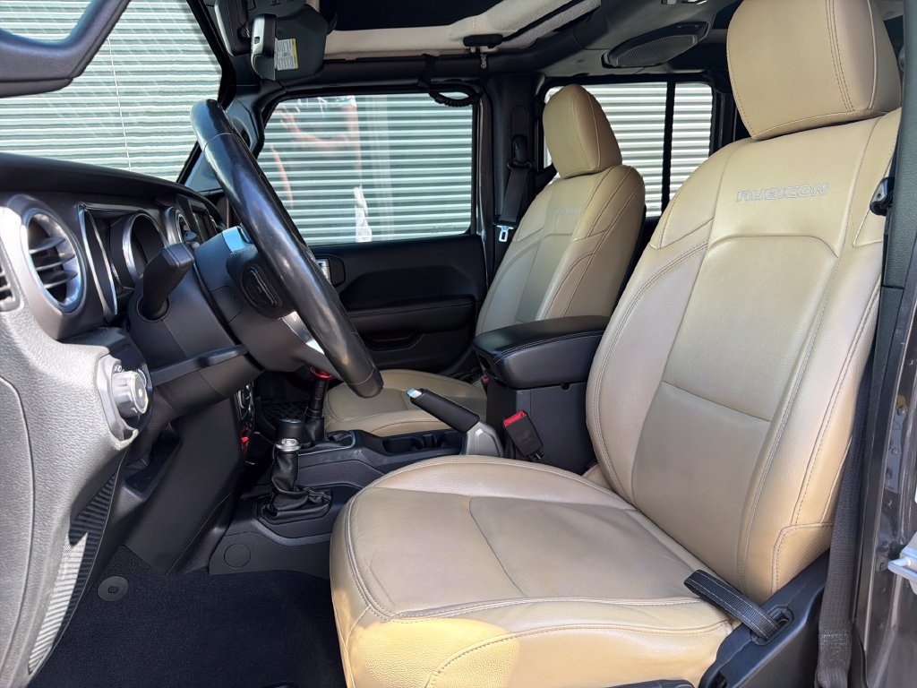 Used 2018 Jeep Wrangler Unlimited Rubicon AWD/4WD image 37