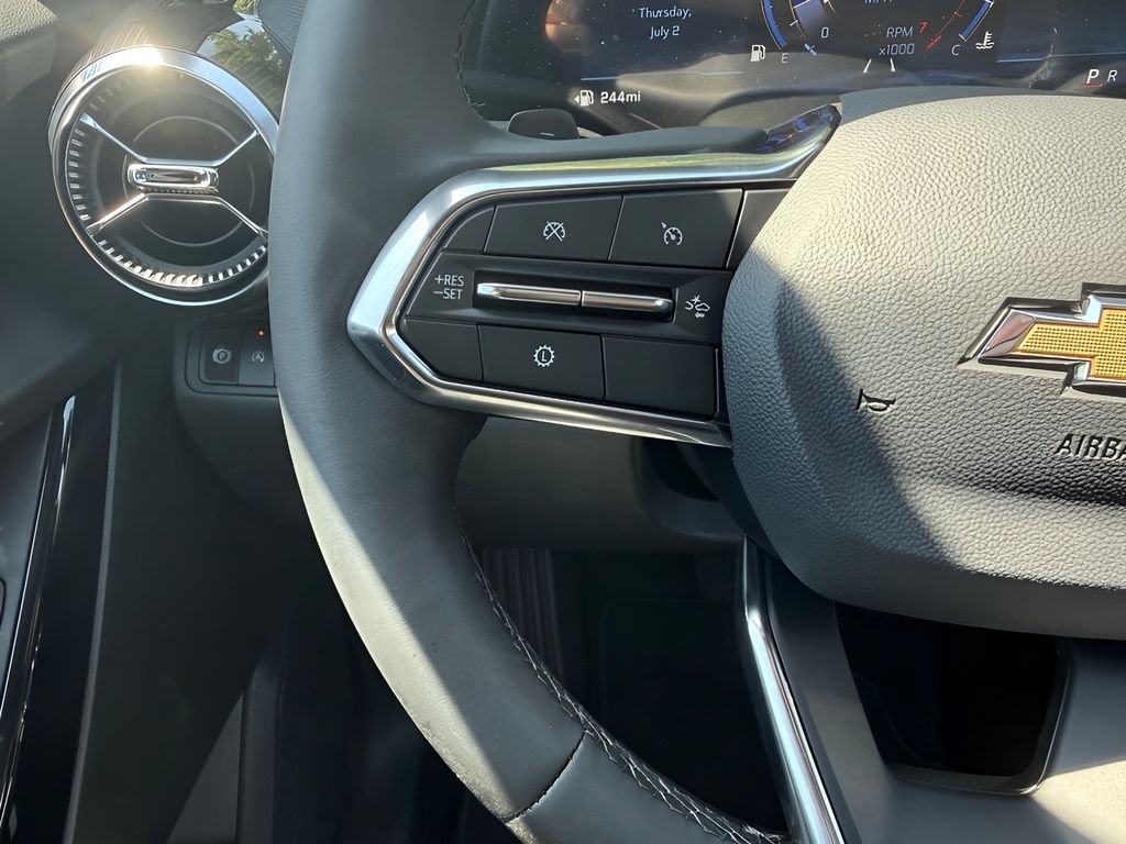 New 2027 Chevrolet Equinox LT FWD image 13