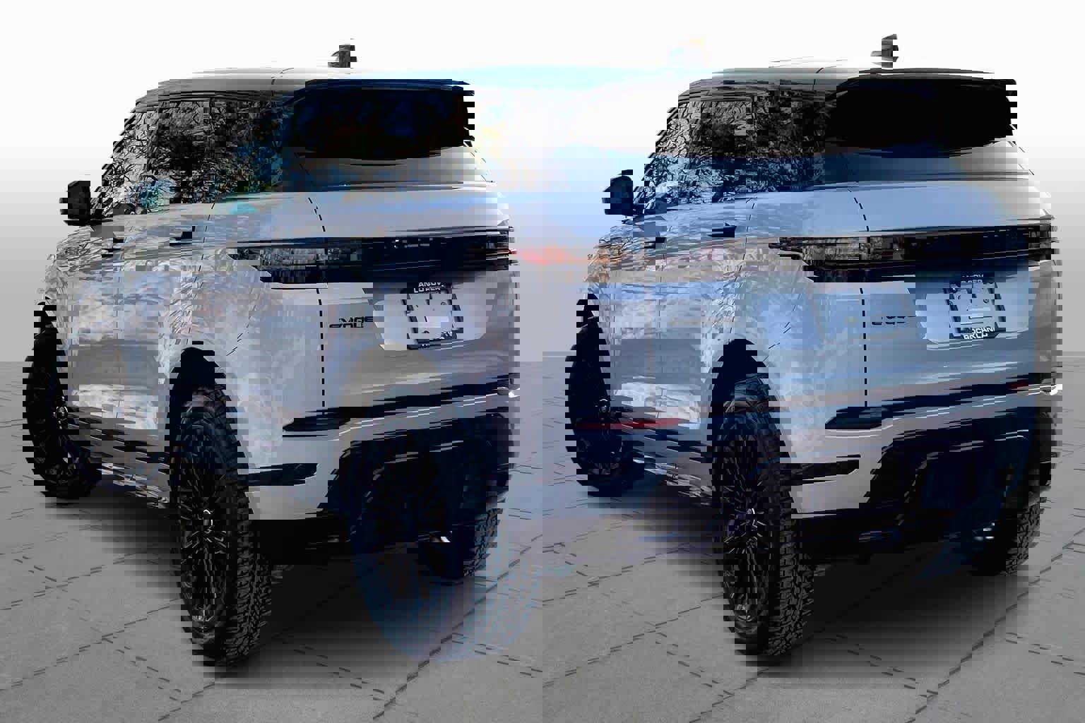 Certified 2026 Land Rover Range Rover Evoque Dynamic SE image 12