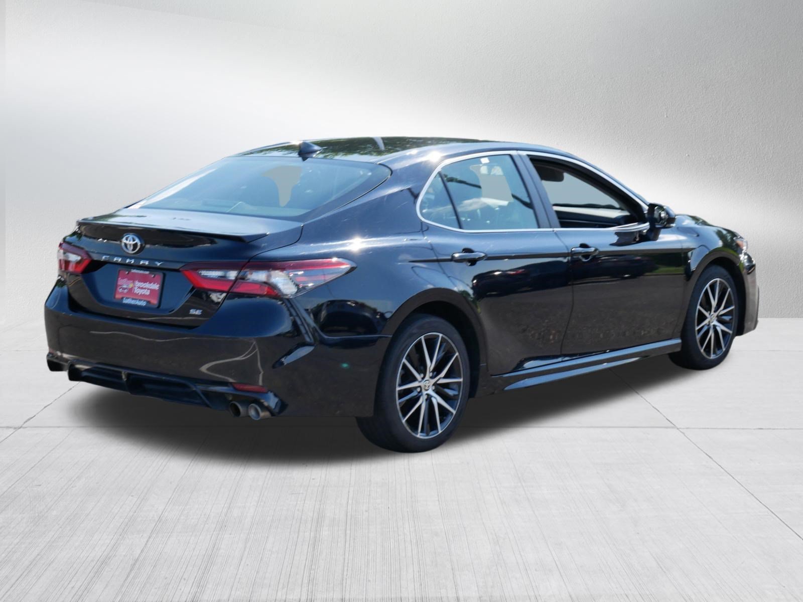 Certified 2024 Toyota Camry SE FWD image 7