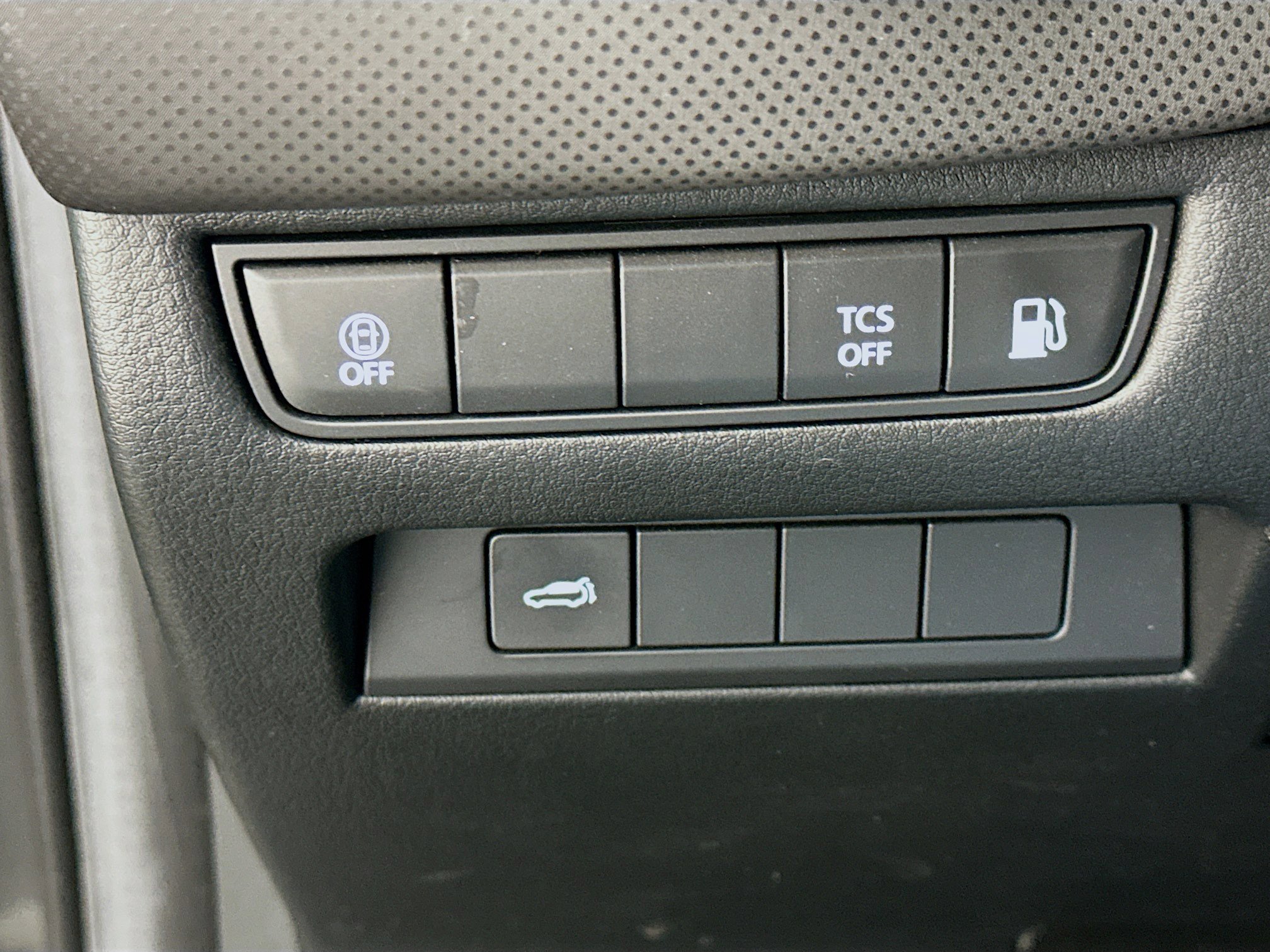 Used 2025 MAZDA CX-50 2.5 Hybrid w/ Preferred Pkg image 17