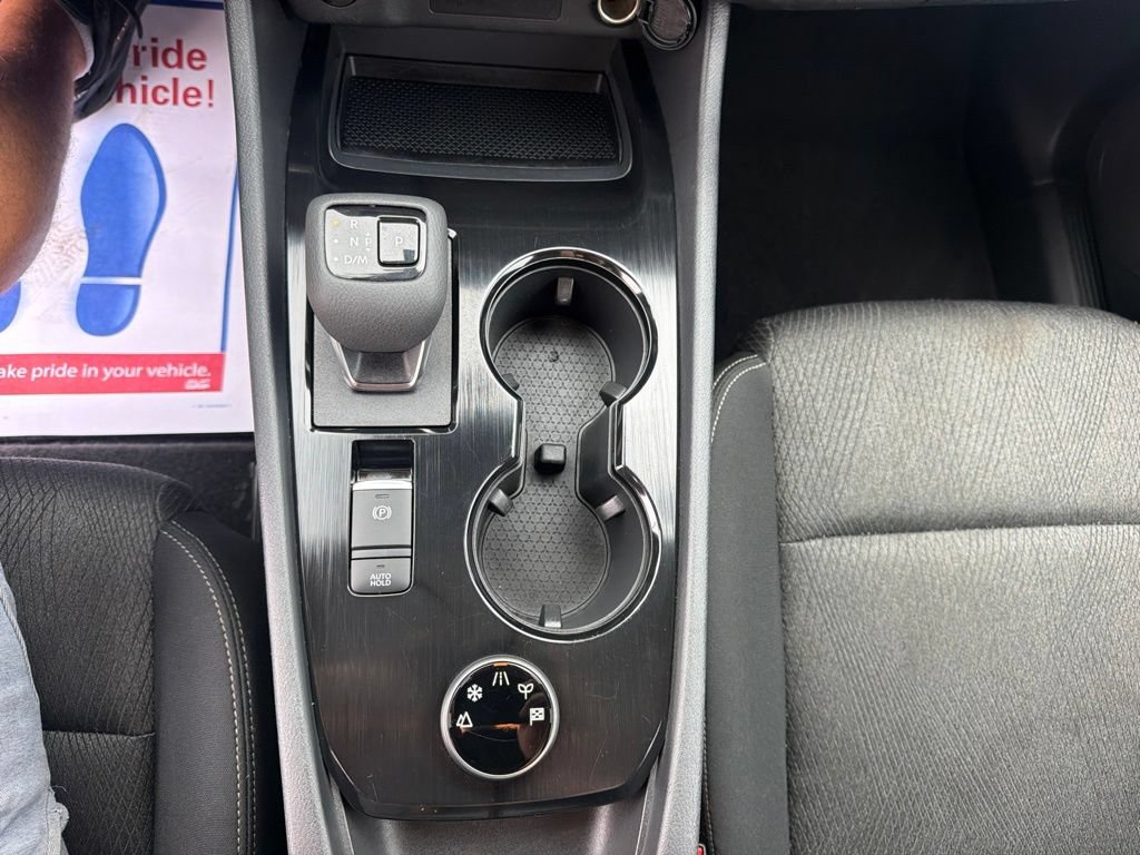 Used 2024 Nissan Rogue SV AWD/4WD image 30