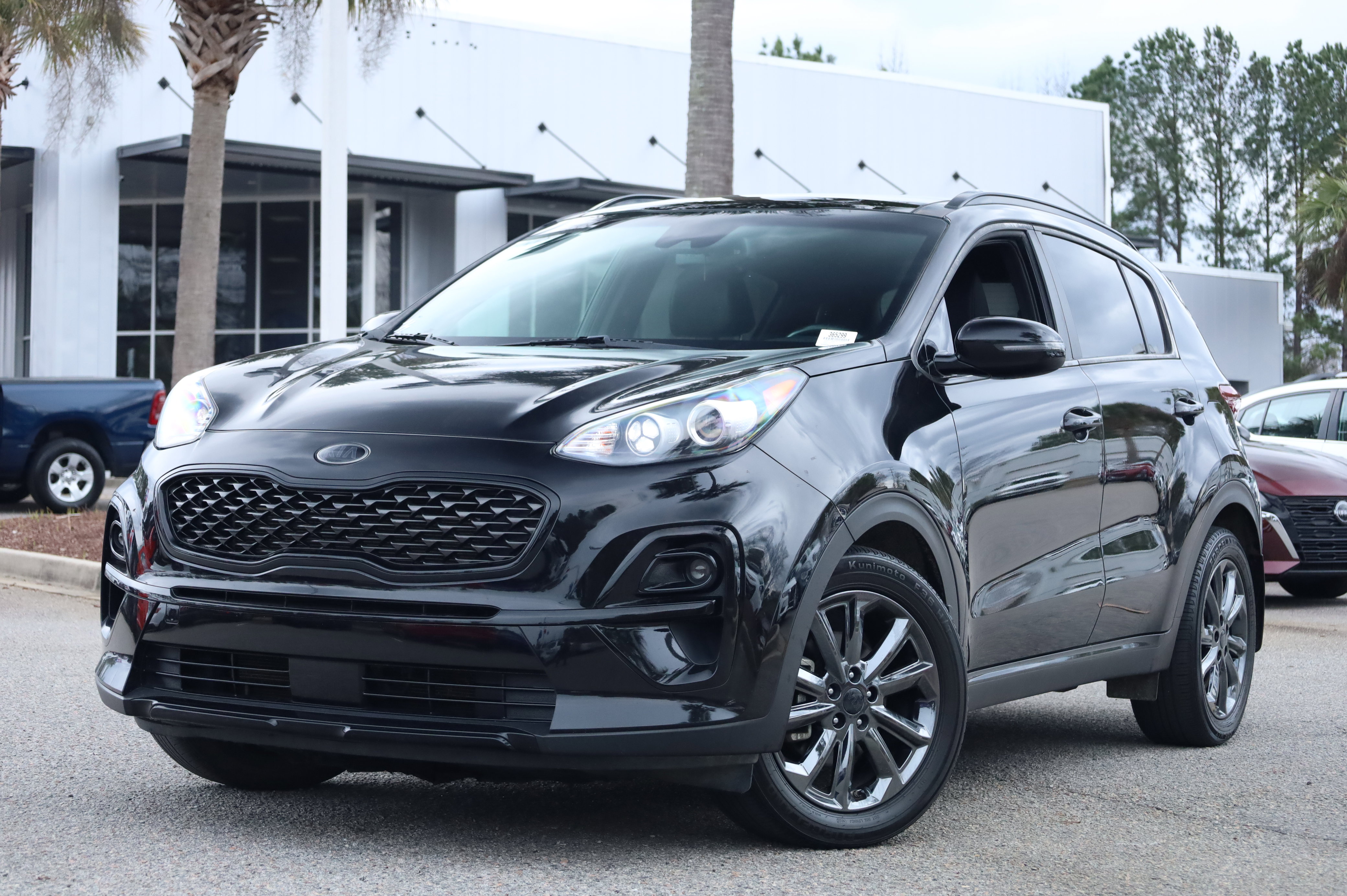 Used 2021 Kia Sportage S w/ S FWD Premium Package