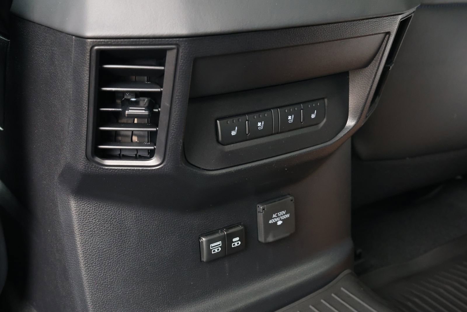 New 2026 Toyota Tundra Platinum image 37