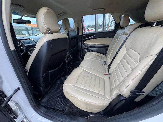 Used 2015 Ford Edge SEL w/ Equipment Group 201A image 10