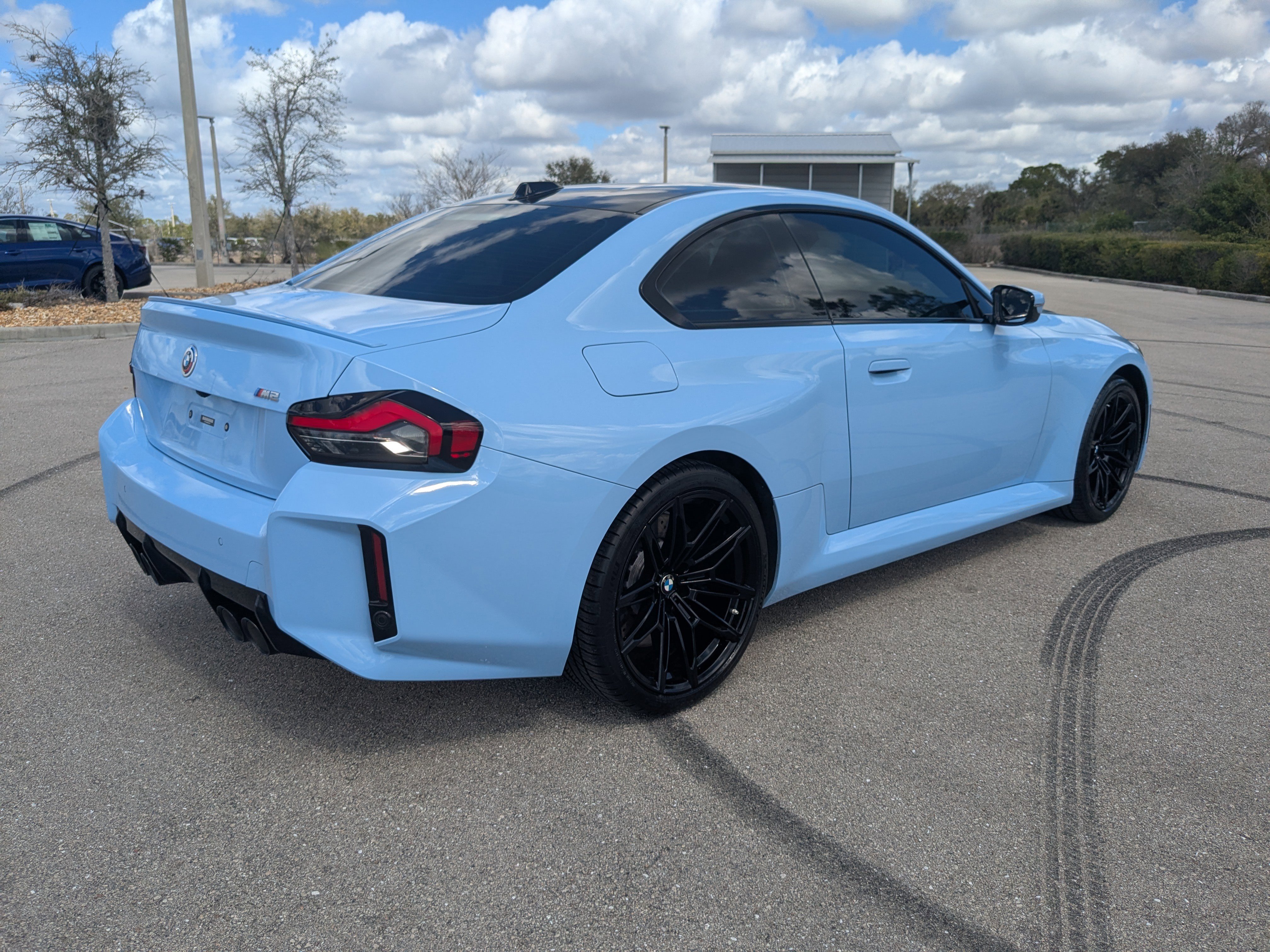 Used 2023 BMW M2 w/ Lighting Package image 5