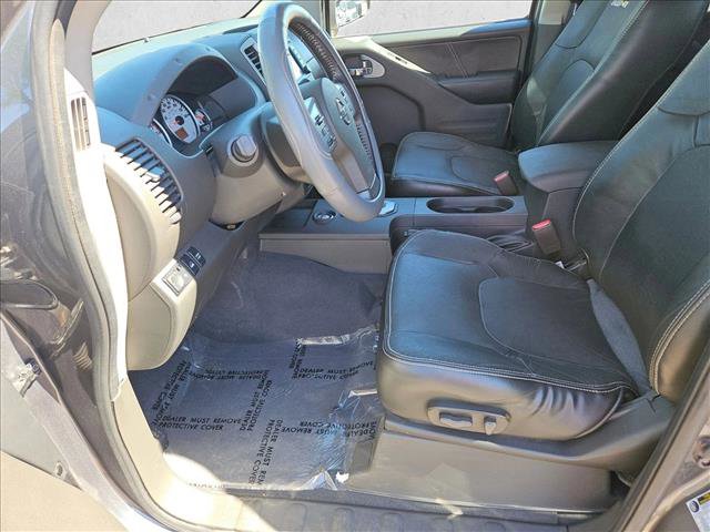 Used 2020 Nissan Frontier PRO-4X w/ Pro-4x Utility Package image 15