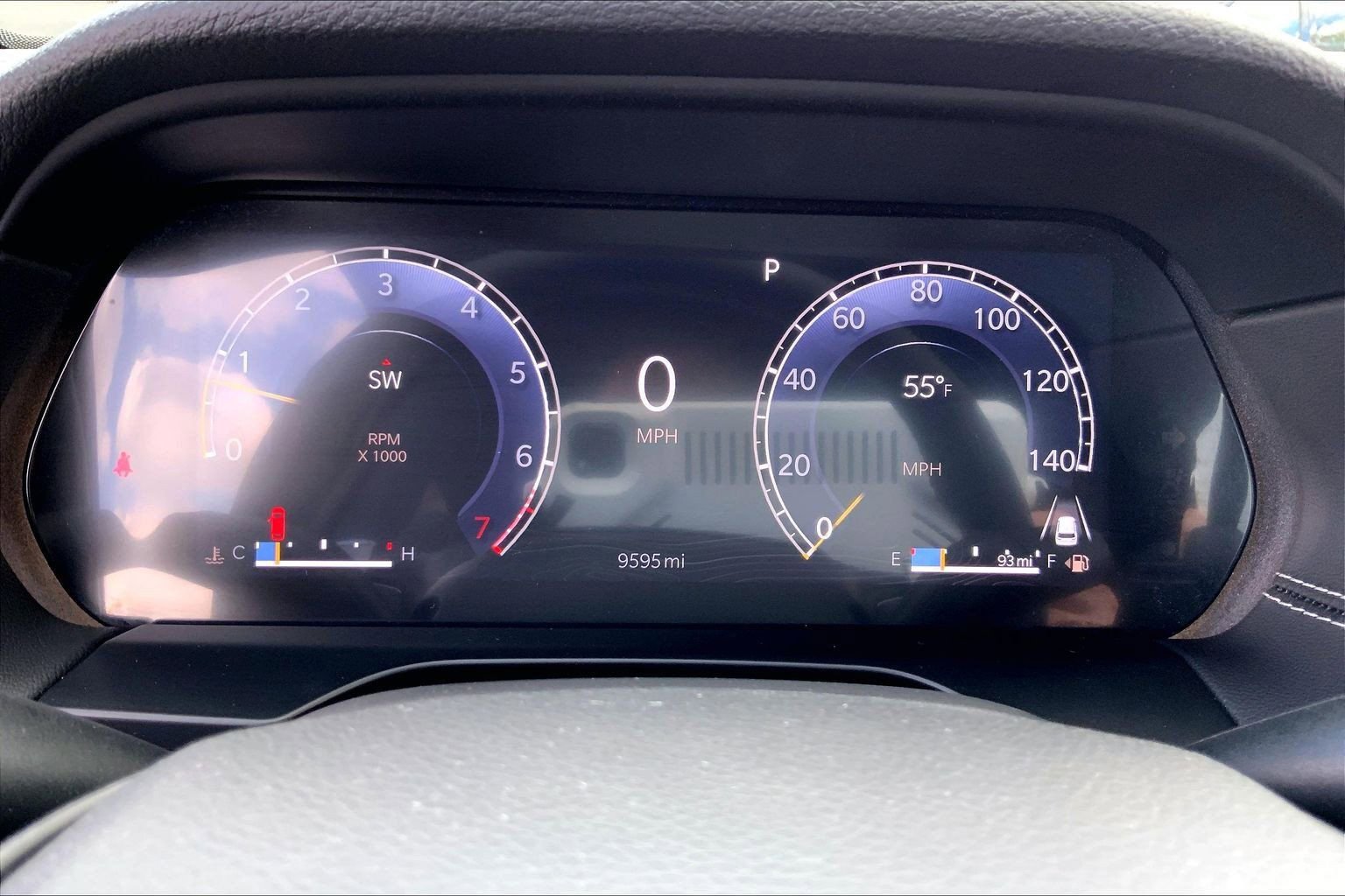 Certified 2025 Jeep Grand Cherokee L Altitude AWD/4WD image 25