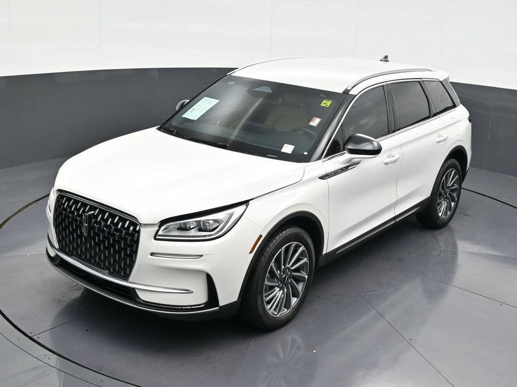 Used 2023 Lincoln Corsair Reserve image 14