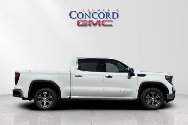 New 2026 GMC Sierra 1500 SLT AWD/4WD image 3
