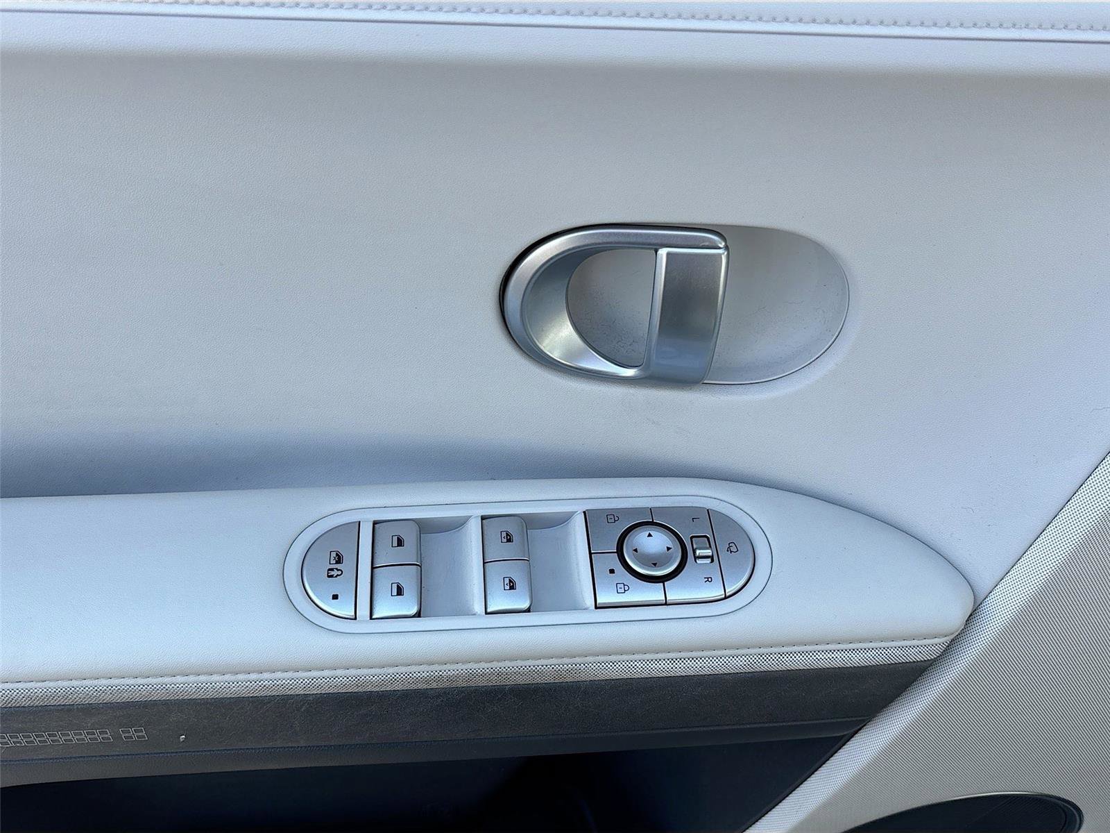 Used 2023 Hyundai Ioniq 5 SEL image 18