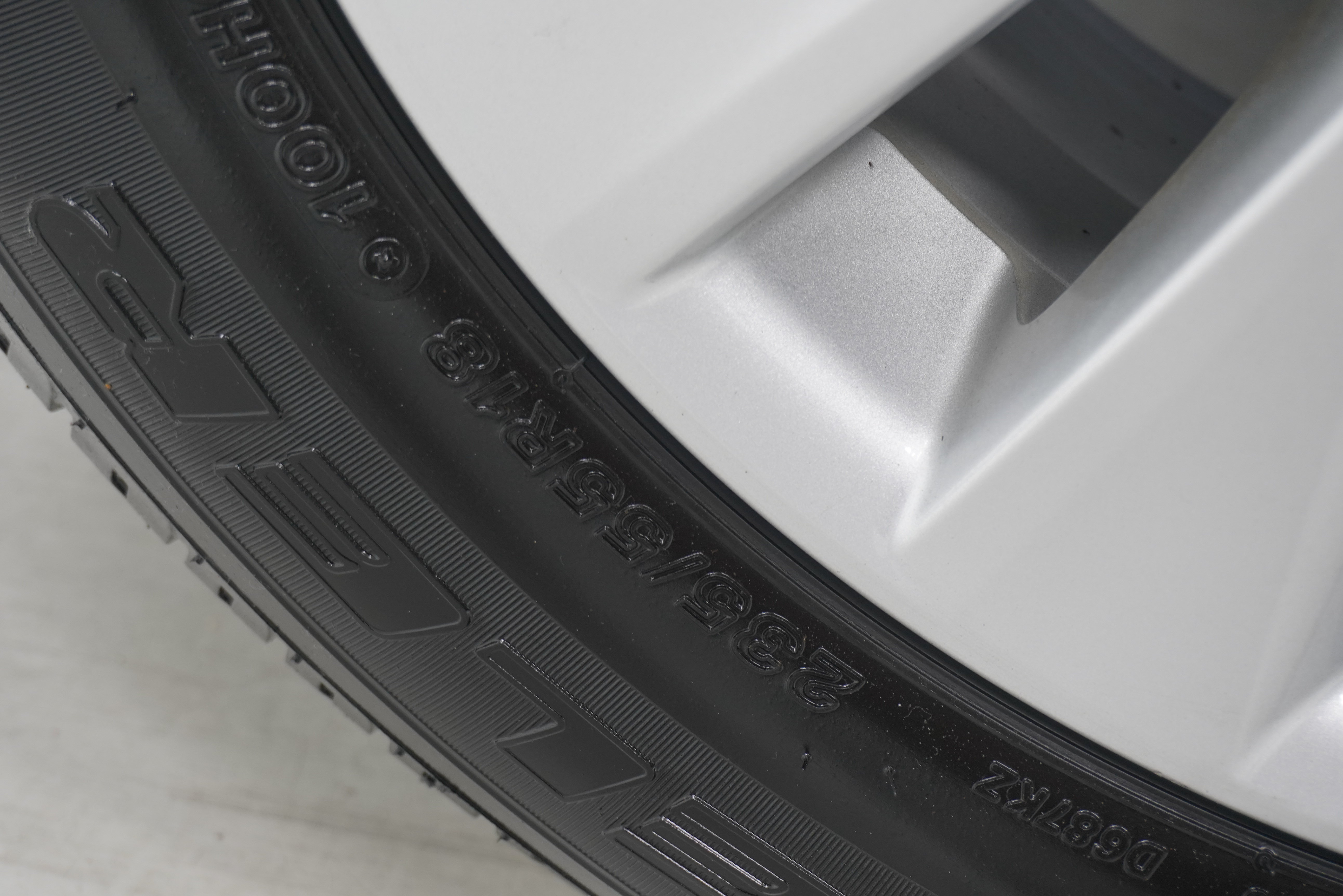 Used 2013 Toyota RAV4 Limited FWD image 31