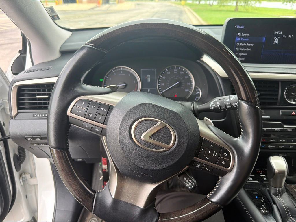 Used 2021 Lexus RX 350L Luxury w/ Cold Weather Package AWD/4WD image 6