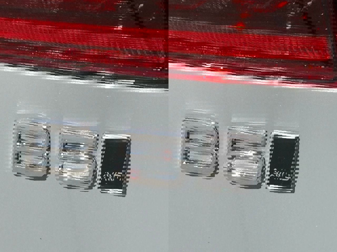 New 2026 Volvo XC60 B5 Ultra w/ Protection Package Premier image 8