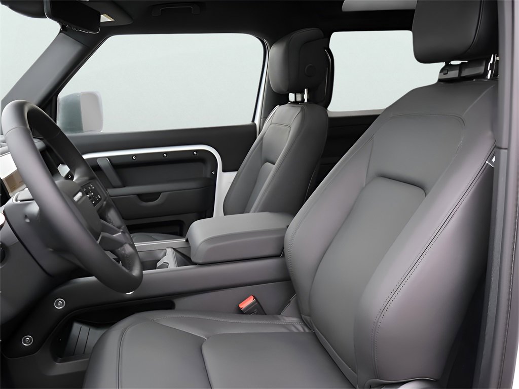 New 2025 Land Rover Defender 90 X-Dynamic SE image 43