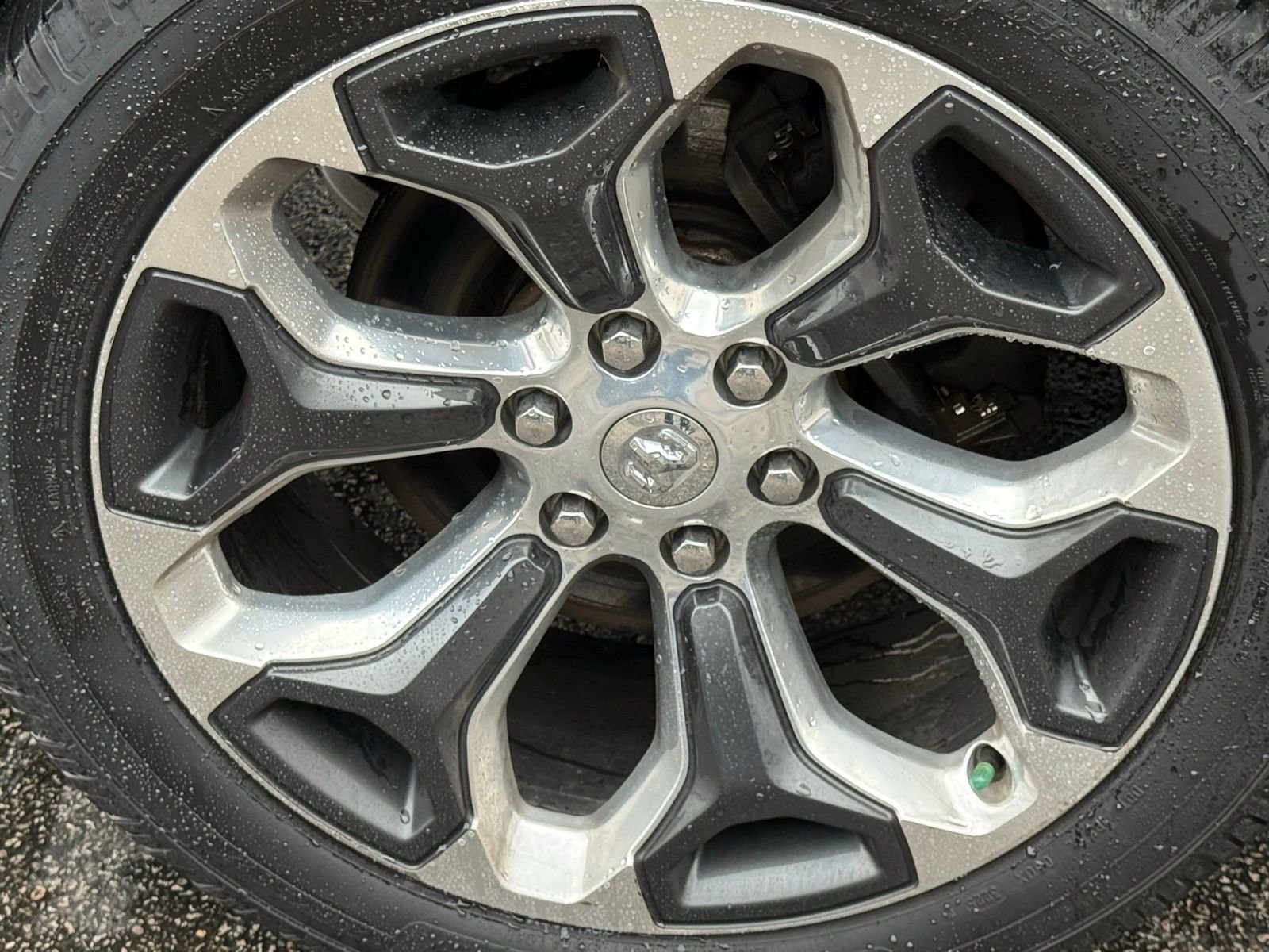 Used 2019 RAM 1500 Limited image 10