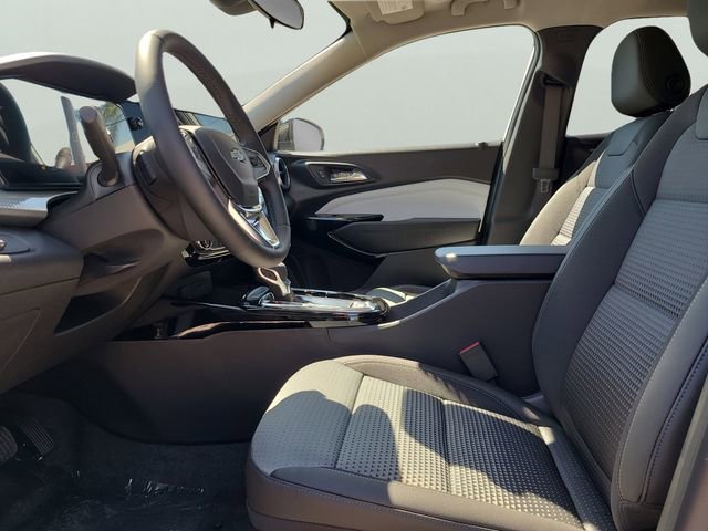 New 2026 Chevrolet Trax LT w/ Midnight Edition image 38