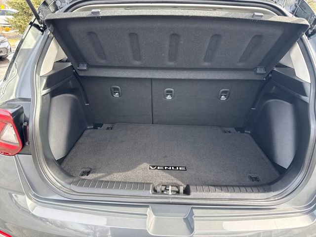 Certified 2025 Hyundai Venue Limited FWD image 44