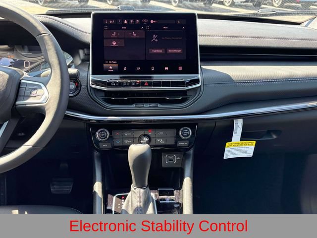New 2026 Jeep Compass Latitude AWD/4WD image 9