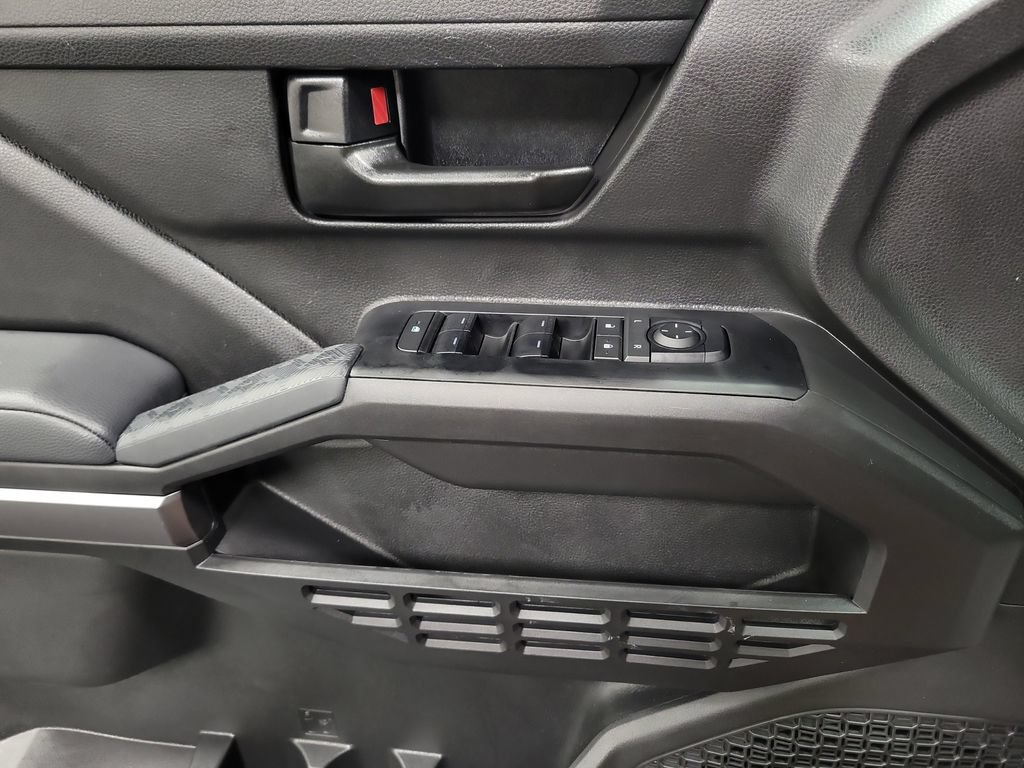 Used 2026 Toyota Tacoma SR5 AWD/4WD image 30