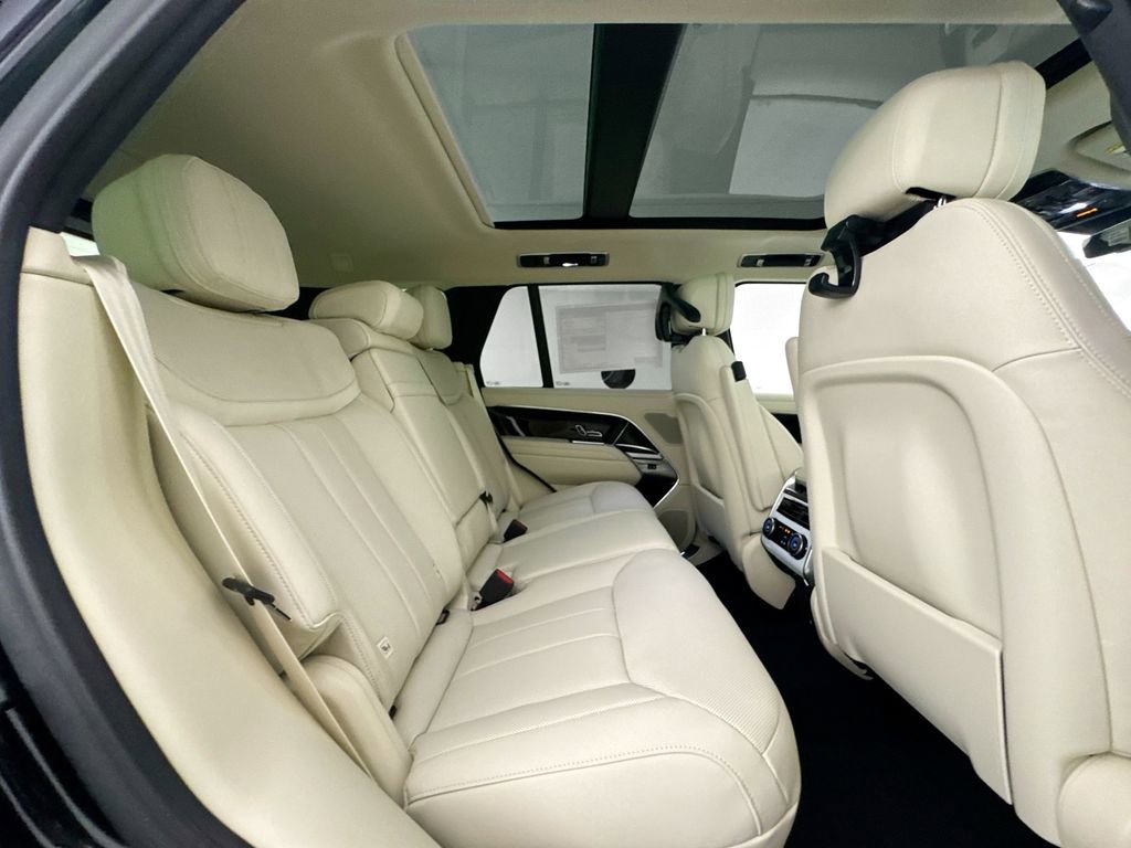 New 2026 Land Rover Range Rover SE AWD/4WD image 25